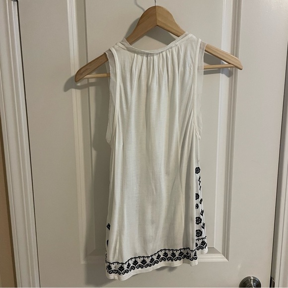 NWT Anthropologie Akemi+Kin Embroidered Sleeveless Top Antique White & Black XS - Picture 8 of 13